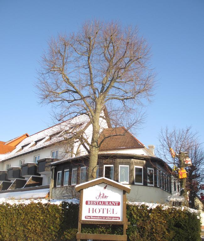 Adler Golf-& Tagungshotel Harth-Poellnitz Eksteriør billede